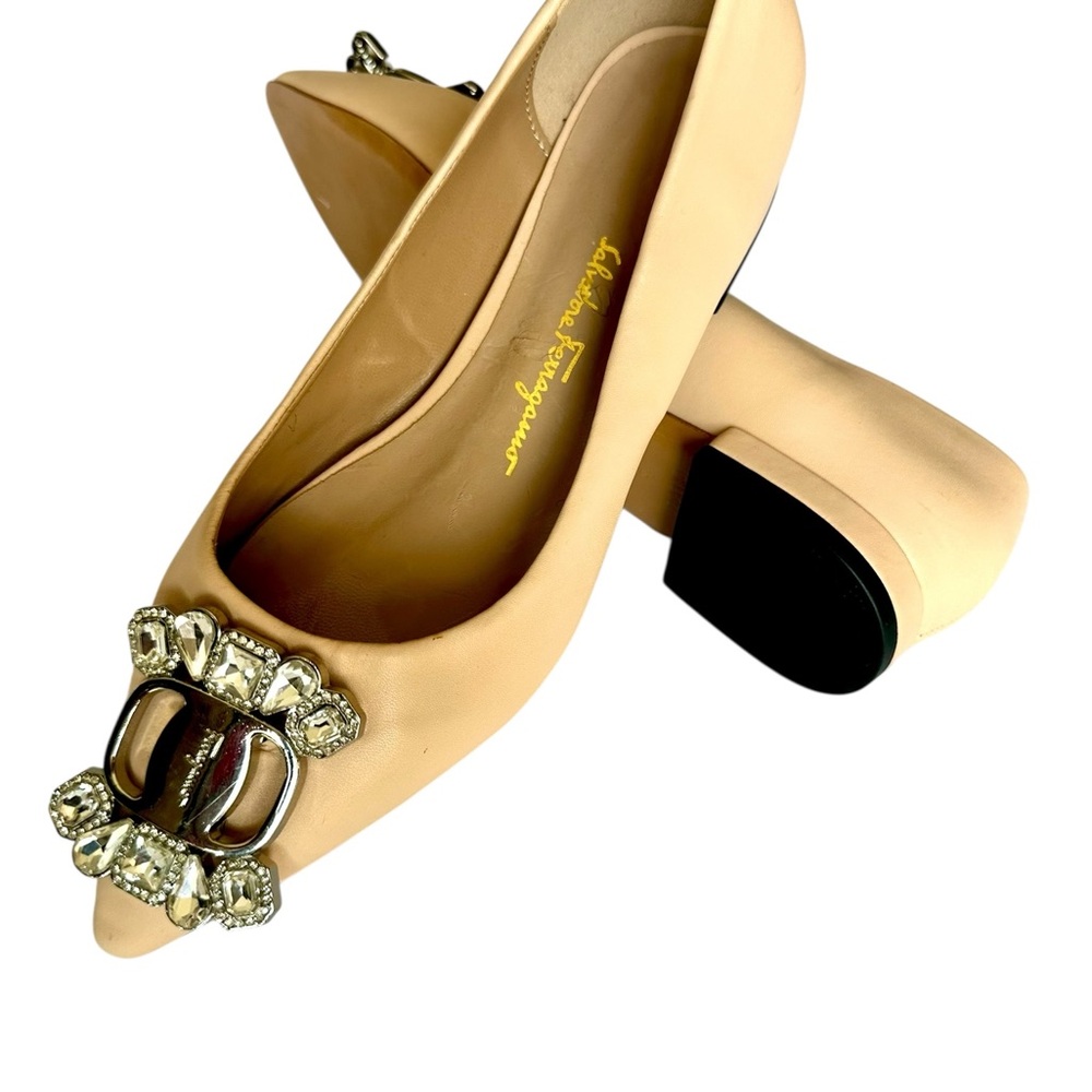 Salvatore Ferragamo Women’s Leather Flats - Picture 4 of 11